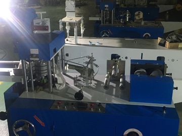 Μηχανή 1/8 κατασκευής πετσετών γευμάτων διπλωμένη εξουσιοδότηση 1 έτους